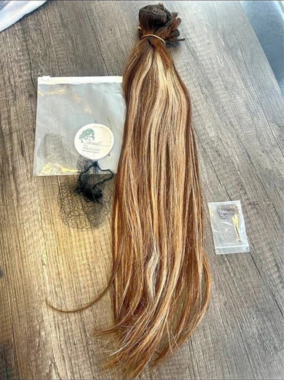 Clip In Human Hair Extensions - Picture 2 of 2